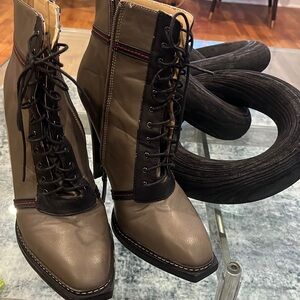 High Fashion, Gently used, inside zipper, booties, 11B